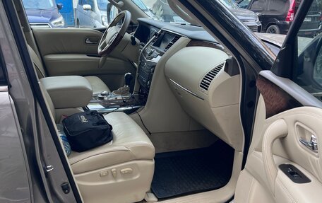 Infiniti QX56, 2010 год, 1 800 000 рублей, 9 фотография