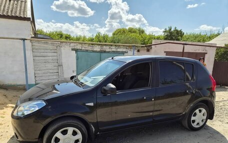 Renault Sandero I, 2010 год, 500 000 рублей, 3 фотография