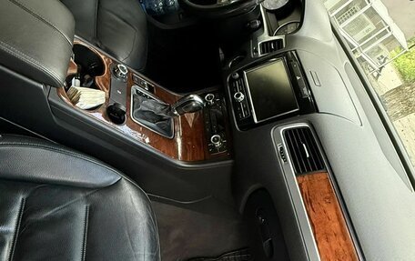 Volkswagen Touareg III, 2010 год, 1 800 000 рублей, 5 фотография