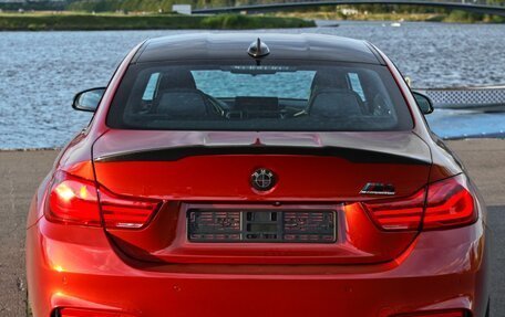 BMW M4, 2018 год, 5 900 000 рублей, 7 фотография