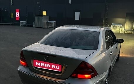 Mercedes-Benz C-Класс, 2000 год, 700 000 рублей, 3 фотография