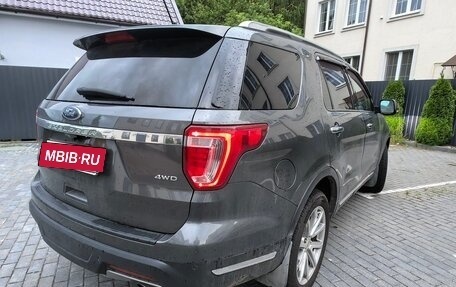 Ford Explorer VI, 2018 год, 2 350 000 рублей, 6 фотография