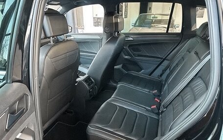 Volkswagen Tiguan II, 2023 год, 4 131 855 рублей, 11 фотография