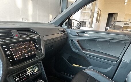 Volkswagen Tiguan II, 2023 год, 4 131 855 рублей, 22 фотография