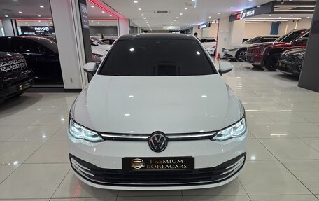 Volkswagen Golf VIII, 2023 год, 2 290 000 рублей, 2 фотография