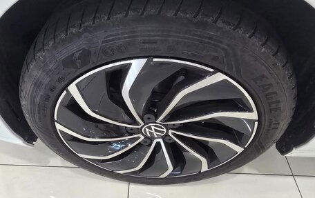 Volkswagen Golf VIII, 2023 год, 2 290 000 рублей, 5 фотография