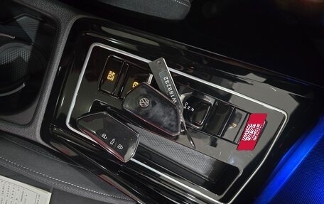 Volkswagen Golf VIII, 2023 год, 2 290 000 рублей, 8 фотография