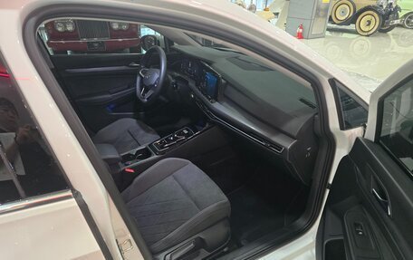 Volkswagen Golf VIII, 2023 год, 2 290 000 рублей, 17 фотография