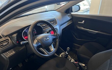 KIA Rio III рестайлинг, 2013 год, 735 000 рублей, 22 фотография