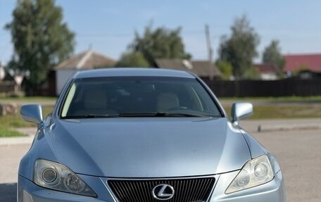 Lexus IS II рестайлинг 2, 2006 год, 1 200 000 рублей, 1 фотография