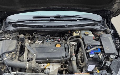 Opel Astra J, 2010 год, 850 000 рублей, 9 фотография