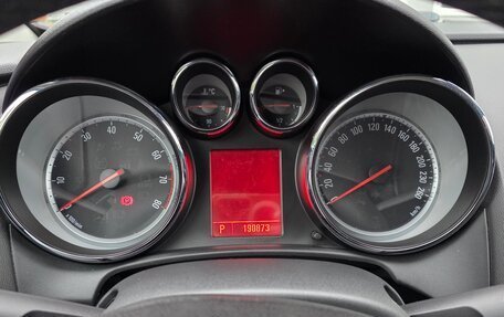 Opel Astra J, 2010 год, 850 000 рублей, 11 фотография