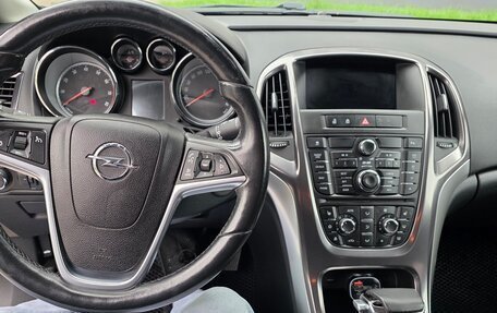 Opel Astra J, 2010 год, 850 000 рублей, 10 фотография