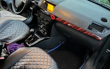 Opel Astra H, 2005 год, 300 000 рублей, 17 фотография