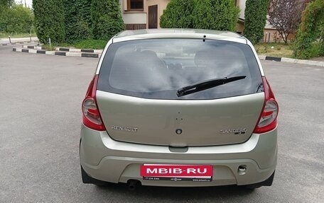 Renault Sandero I, 2013 год, 550 000 рублей, 5 фотография