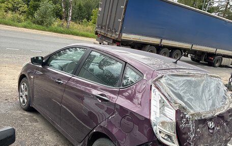 Hyundai Solaris II рестайлинг, 2011 год, 280 000 рублей, 3 фотография
