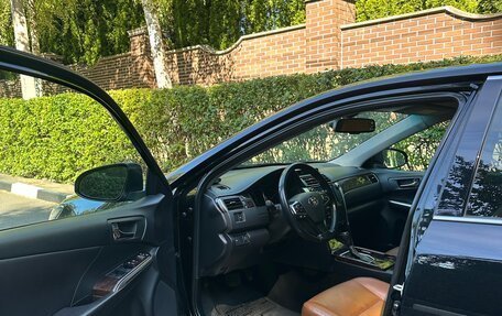 Toyota Camry, 2016 год, 2 100 000 рублей, 7 фотография