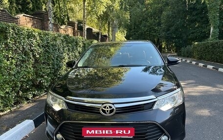 Toyota Camry, 2016 год, 2 100 000 рублей, 2 фотография