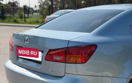 Lexus IS II рестайлинг 2, 2006 год, 1 200 000 рублей, 3 фотография