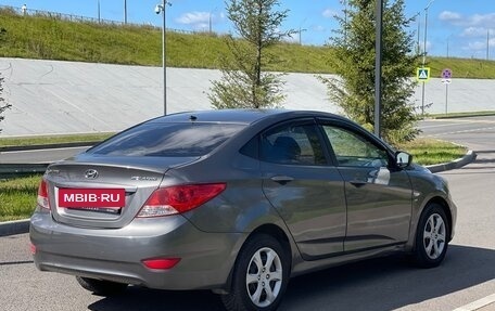 Hyundai Solaris II рестайлинг, 2013 год, 575 000 рублей, 5 фотография