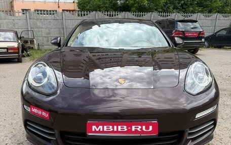 Porsche Panamera II рестайлинг, 2014 год, 3 400 000 рублей, 1 фотография