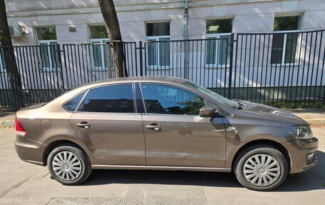 Volkswagen Polo VI (EU Market), 2015 год, 750 000 рублей, 4 фотография