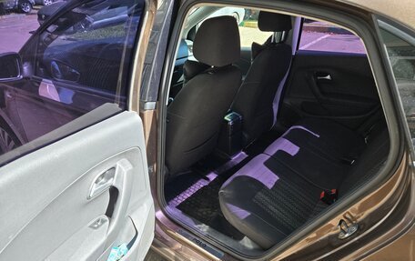 Volkswagen Polo VI (EU Market), 2015 год, 750 000 рублей, 14 фотография