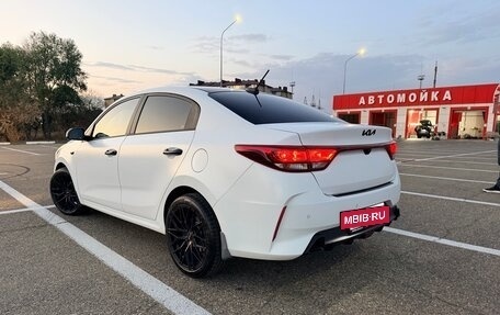 KIA Rio IV, 2021 год, 1 650 000 рублей, 3 фотография