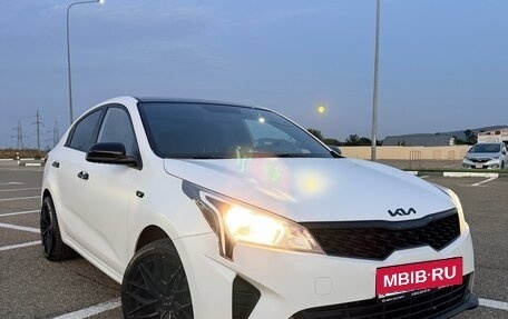 KIA Rio IV, 2021 год, 1 650 000 рублей, 5 фотография