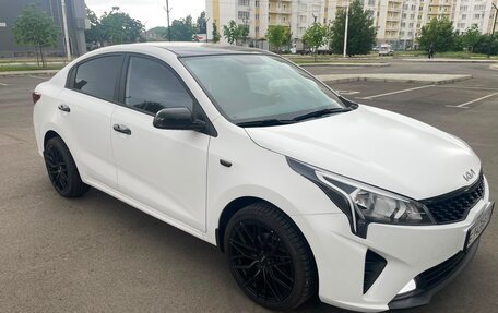 KIA Rio IV, 2021 год, 1 650 000 рублей, 14 фотография