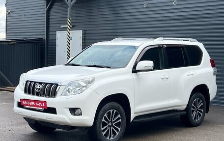 Toyota Land Cruiser Prado 150 рестайлинг 2, 2012 год, 2 800 000 рублей, 2 фотография