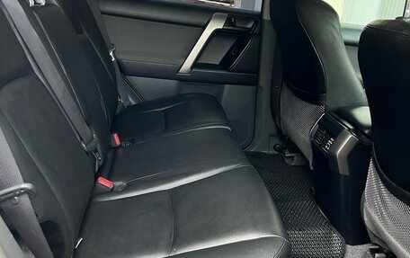 Toyota Land Cruiser Prado 150 рестайлинг 2, 2012 год, 2 800 000 рублей, 12 фотография