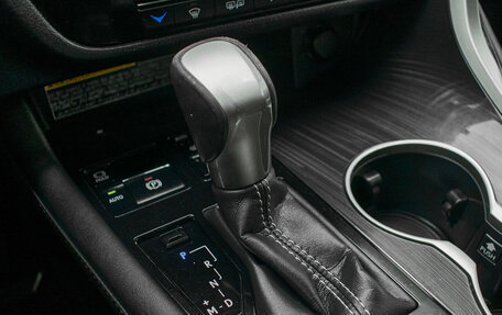 Lexus RX IV рестайлинг, 2019 год, 3 990 000 рублей, 21 фотография