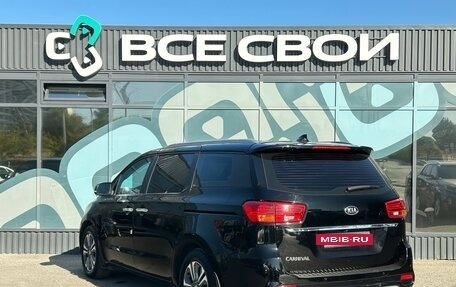 KIA Carnival III, 2019 год, 2 560 000 рублей, 3 фотография