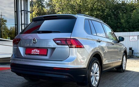 Volkswagen Tiguan II, 2019 год, 1 829 000 рублей, 3 фотография