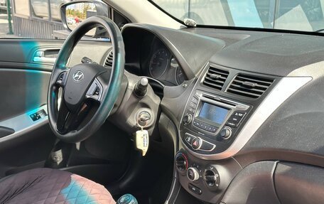 Hyundai Solaris II рестайлинг, 2013 год, 770 000 рублей, 12 фотография
