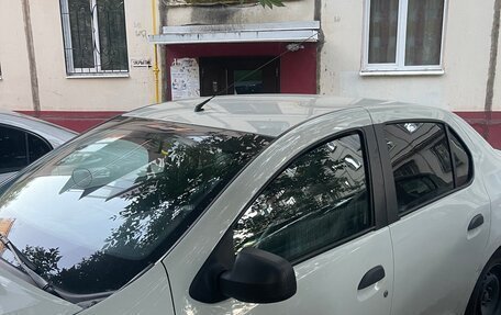 Renault Logan II, 2019 год, 407 000 рублей, 2 фотография
