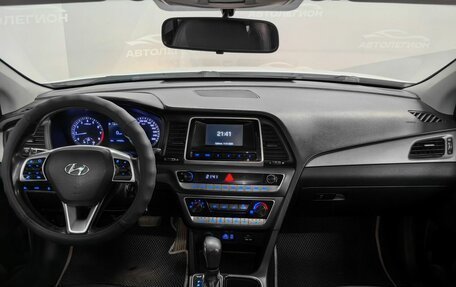 Hyundai Sonata VIII, 2019 год, 1 300 000 рублей, 9 фотография