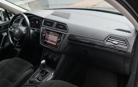 Volkswagen Tiguan II, 2017 год, 2 450 000 рублей, 7 фотография
