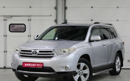 Toyota Highlander III, 2011 год, 2 287 000 рублей, 1 фотография