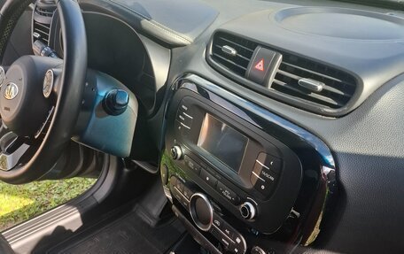 KIA Soul II рестайлинг, 2016 год, 1 700 000 рублей, 7 фотография