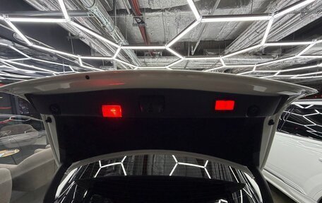 Mercedes-Benz E-Класс, 2019 год, 3 500 000 рублей, 12 фотография