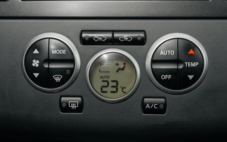Nissan Tiida, 2011 год, 850 000 рублей, 19 фотография