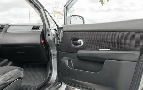 Nissan Tiida, 2011 год, 850 000 рублей, 27 фотография