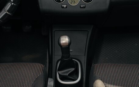 Nissan Tiida, 2011 год, 850 000 рублей, 36 фотография
