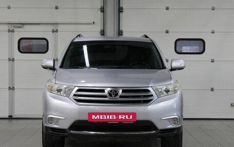 Toyota Highlander III, 2011 год, 2 287 000 рублей, 2 фотография