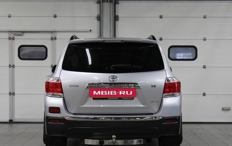 Toyota Highlander III, 2011 год, 2 287 000 рублей, 6 фотография
