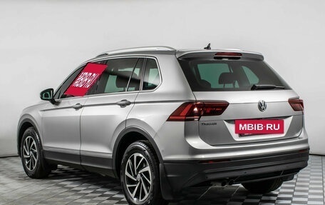 Volkswagen Tiguan II, 2018 год, 2 077 000 рублей, 7 фотография