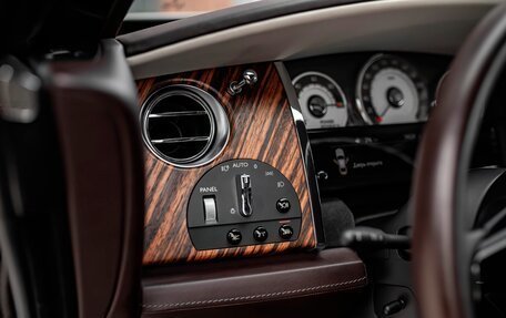Rolls-Royce Wraith, 2015 год, 15 990 000 рублей, 10 фотография