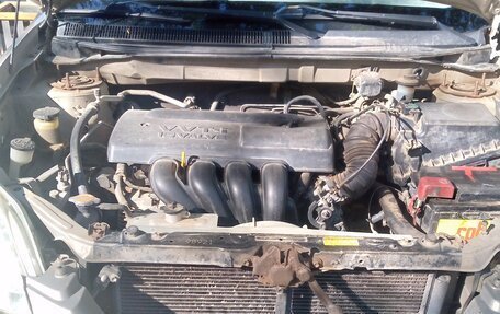Toyota Matrix, 2002 год, 480 000 рублей, 1 фотография